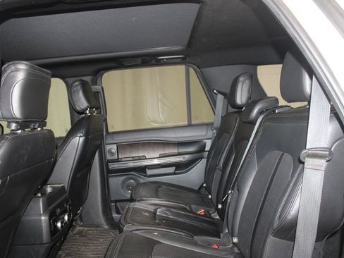 Used 2020 Ford Expedition Limited AWD/4WD image 17