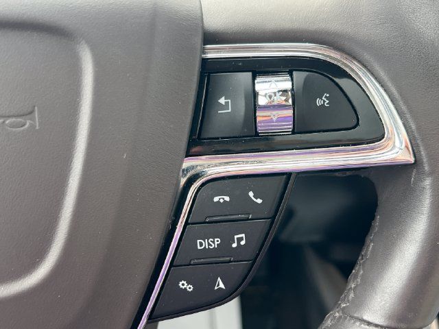 Used 2022 Lincoln Nautilus Reserve AWD/4WD image 25
