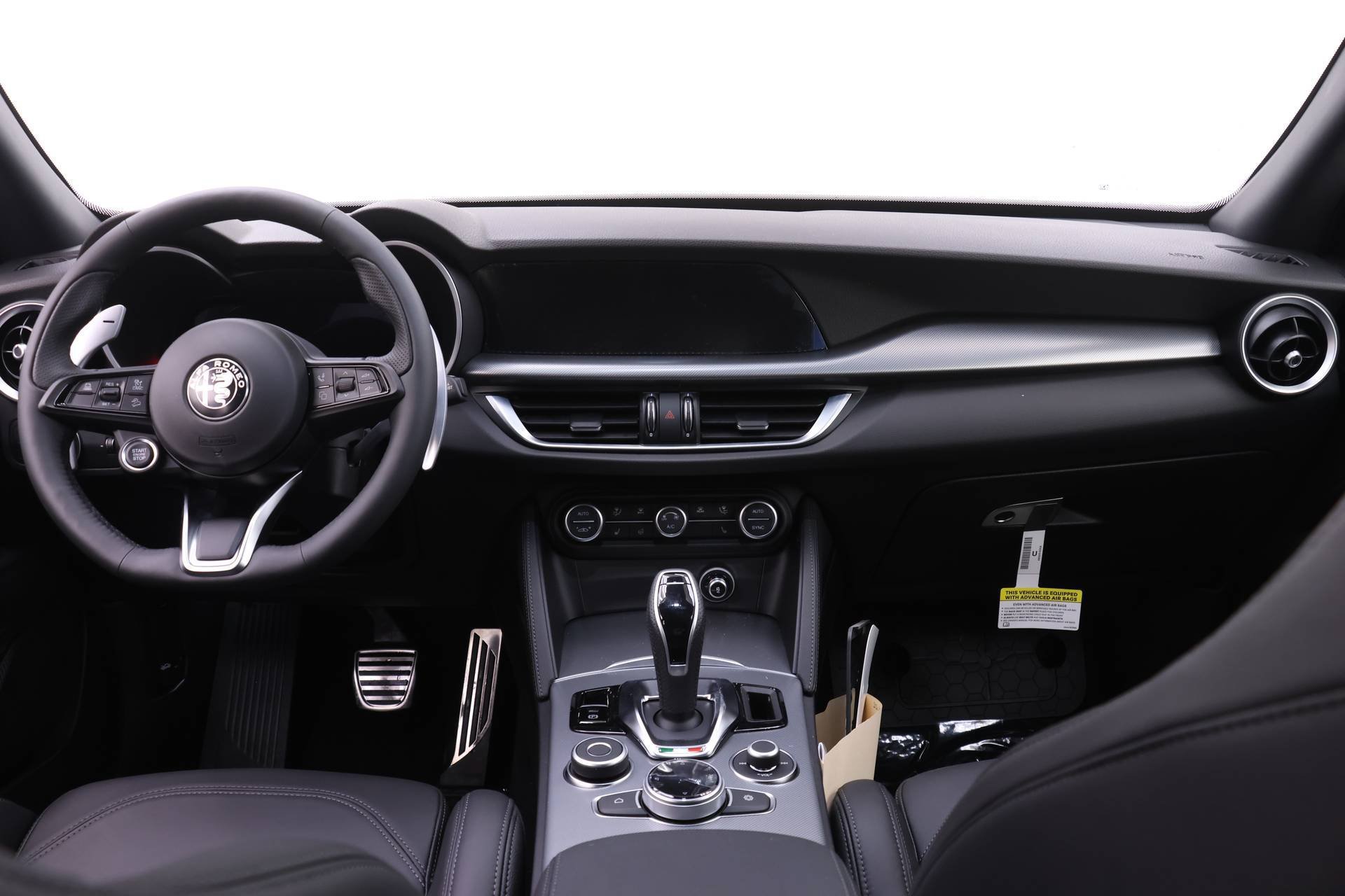 New 2026 Alfa Romeo Stelvio Sprint AWD/4WD image 8