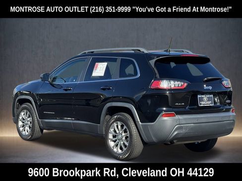 Used 2019 Jeep Cherokee Latitude Plus w/ Comfort/Convenience Group image 5