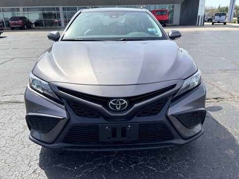 Used 2024 Toyota Camry SE FWD image 10