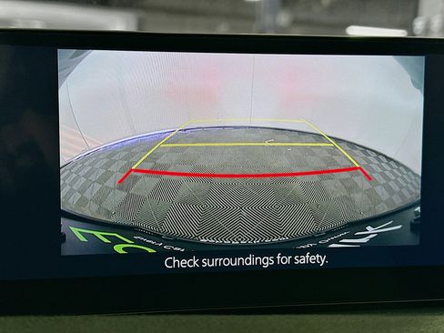 Used 2024 MAZDA MAZDA3 s image 21