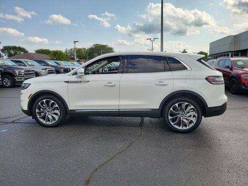 Certified 2023 Lincoln Nautilus Reserve AWD/4WD image 7