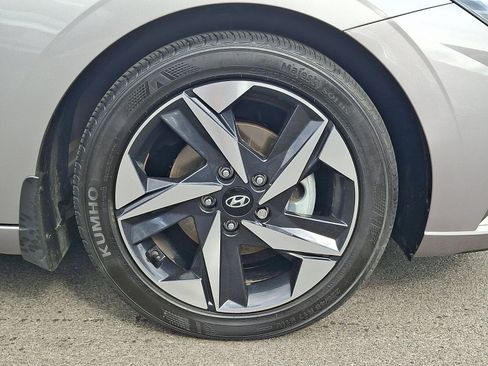 Certified 2023 Hyundai Elantra Limited FWD image 8