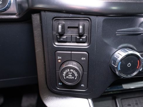 Used 2023 Ford F150 Platinum w/ FX4 Off-Road Package AWD/4WD image 31
