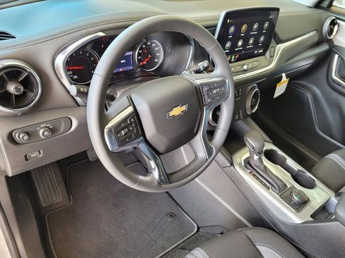 New 2025 Chevrolet Blazer LT image 16
