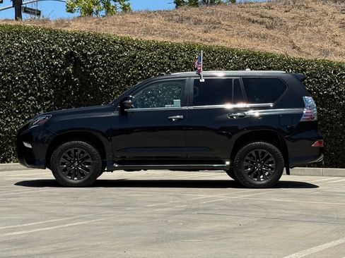 Certified 2022 Lexus GX 460 Premium AWD/4WD image 8