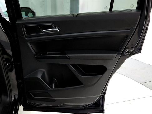 Used 2019 Volkswagen Atlas SEL image 19