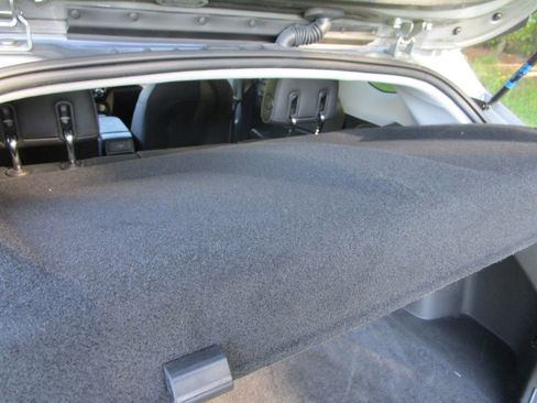 Used 2025 Chevrolet Trax LT w/ LT Convenience Package FWD image 13