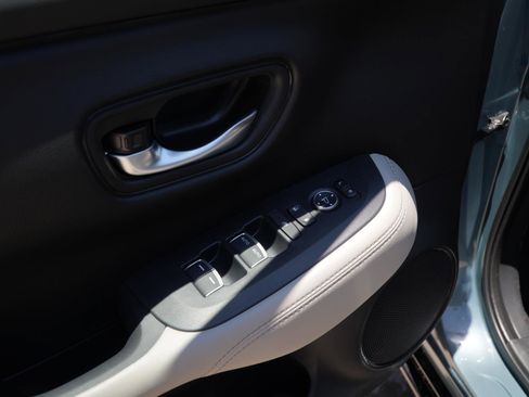 New 2027 Honda HR-V EX-L image 13