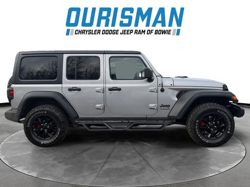 Used 2020 Jeep Wrangler Unlimited Sport image 7