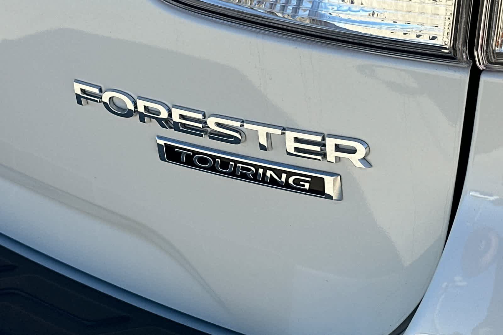 Used 2023 Subaru Forester Touring w/ Popular Package #2 AWD/4WD image 27
