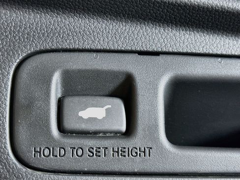 Used 2024 Honda CR-V EX-L image 31