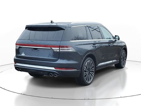 Used 2023 Lincoln Aviator Black Label w/ Dynamic Handling Package AWD/4WD image 4