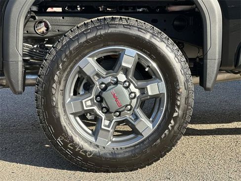 New 2026 GMC Sierra 2500 SLE w/ SLE Value Package; image 29