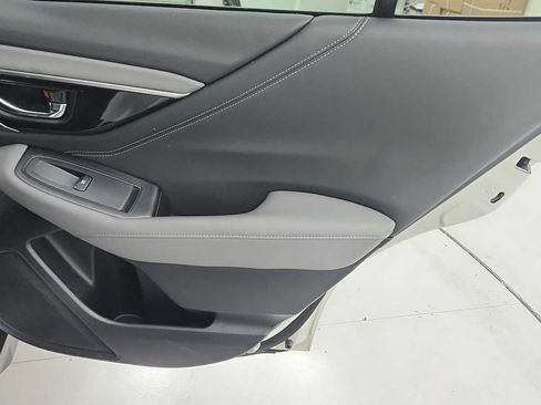 Certified 2025 Subaru Outback Onyx Edition AWD/4WD image 39