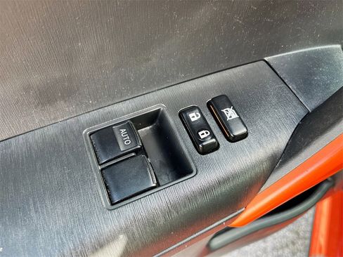 Used 2015 Scion tC image 16