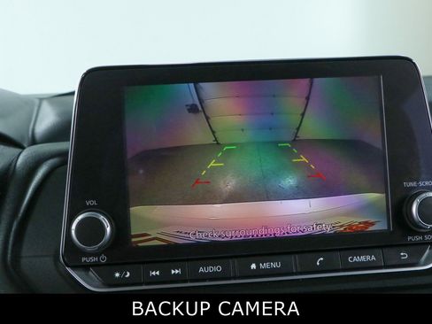 Used 2024 Nissan Rogue SV FWD image 18