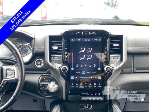 Used 2023 RAM 1500 Laramie AWD/4WD image 18