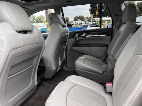 Used 2017 Buick Enclave Leather image 19