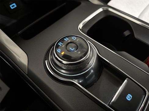 Used 2019 Ford Fusion S image 17