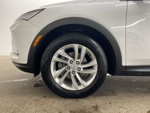 Used 2024 Buick Envista Preferred image 11