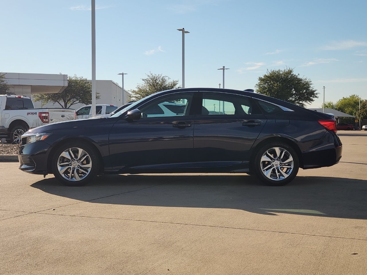Used 2019 Honda Accord LX image 4