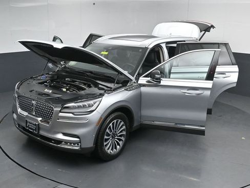 Used 2020 Lincoln Aviator Reserve w/ Equipment Group 201A image 57