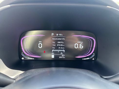 Used 2025 Kia Soul LX w/ LX Technology Package FWD image 38