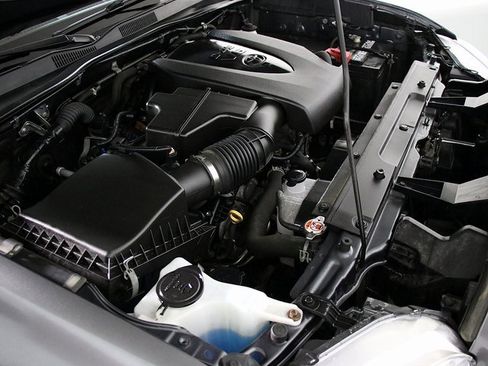 Used 2023 Toyota Tacoma SR image 33