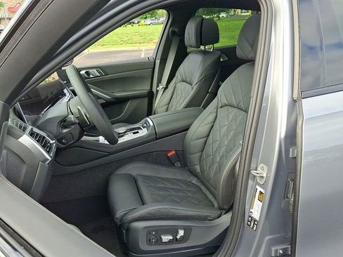 Certified 2026 BMW X6 xDrive40i AWD/4WD image 13