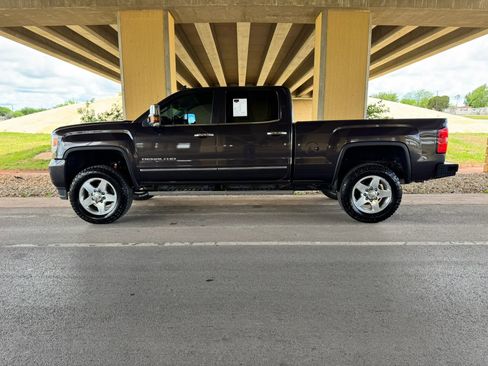 Used 2015 GMC Sierra 2500 Denali w/ Driver Alert Package image 6