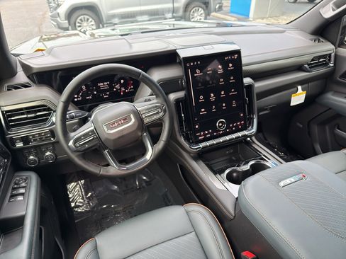 New 2026 GMC Yukon AT4 image 14