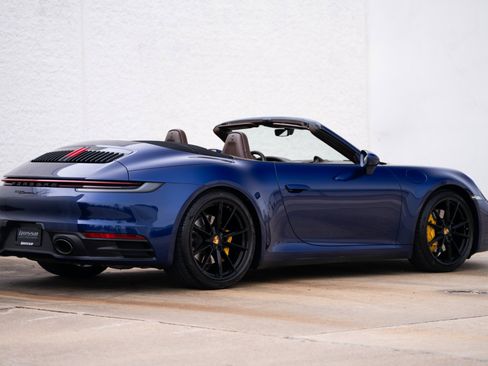 Used 2021 Porsche 911 Carrera S image 4