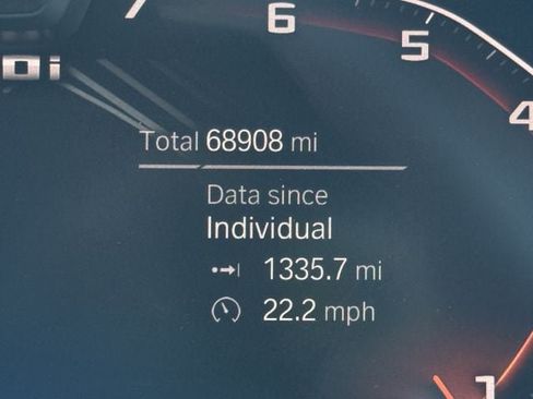 Used 2020 BMW X6 M50i w/ Executive Package AWD/4WD image 17