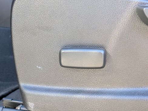 Used 2021 Chevrolet Colorado LT w/ Redline Special Edition image 17