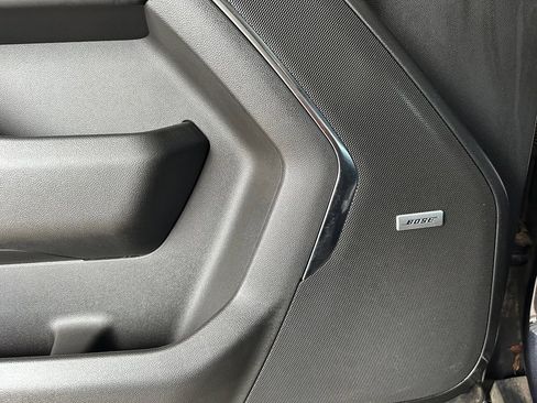 Used 2022 Chevrolet Tahoe LT w/ Luxury Package RWD image 14