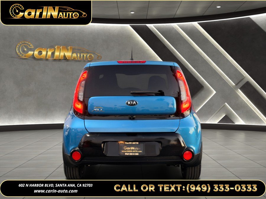 Used 2016 Kia Soul + w/ Designer's Package FWD image 6