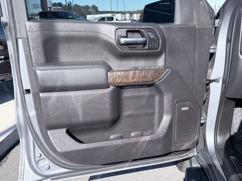 Used 2022 GMC Sierra 1500 Denali image 29