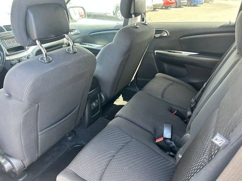 Used 2018 Dodge Journey SXT w/ Connectivity Group FWD image 30