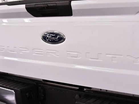 Used 2024 Ford F350 XLT image 13