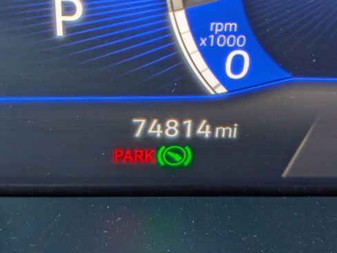 Used 2023 Volkswagen Tiguan SE image 22