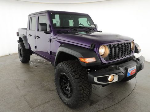 New 2026 Jeep Gladiator Sport image 3