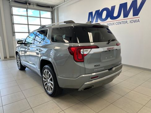 Used 2023 GMC Acadia Denali AWD/4WD image 6