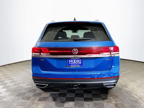 Used 2025 Volkswagen Atlas SEL AWD/4WD image 6