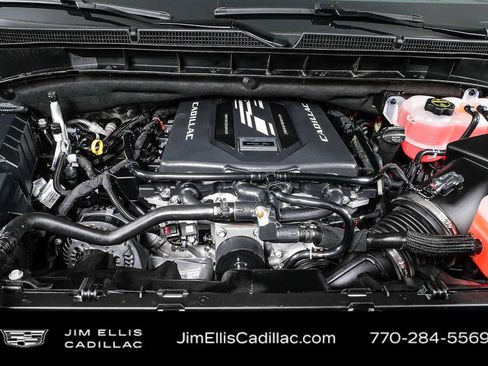 Certified 2025 Cadillac Escalade V w/ LPO, ONYX Package AWD/4WD image 37