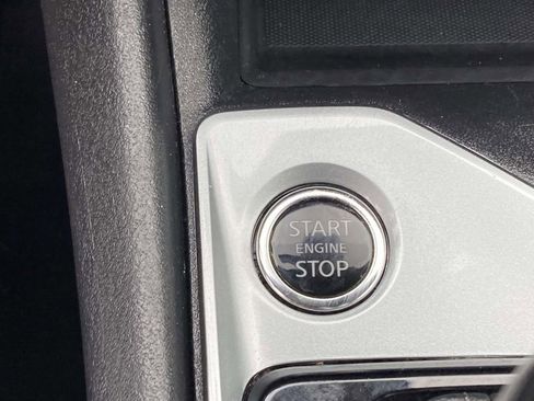 Used 2025 Nissan Altima 2.5 SV image 24