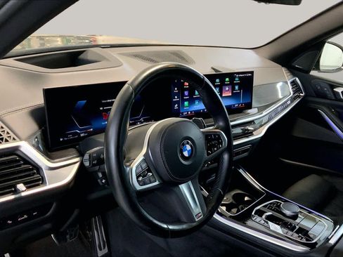 Certified 2024 BMW X5 xDrive40i w/ M Sport Package AWD/4WD image 17