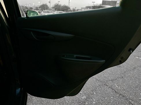 Used 2020 Chevrolet Spark LT image 27