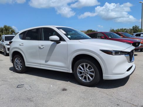 Used 2024 MAZDA CX-5 AWD 2.5 S w/ Select Package image 2